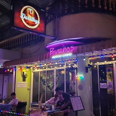 Dorothys Hotel Pattaya ภายนอก รูปภาพ