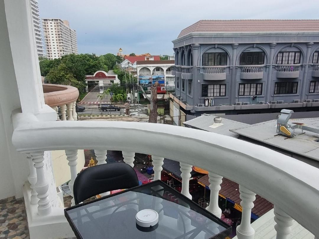 Dorothys Hotel Pattaya ห้อง รูปภาพ