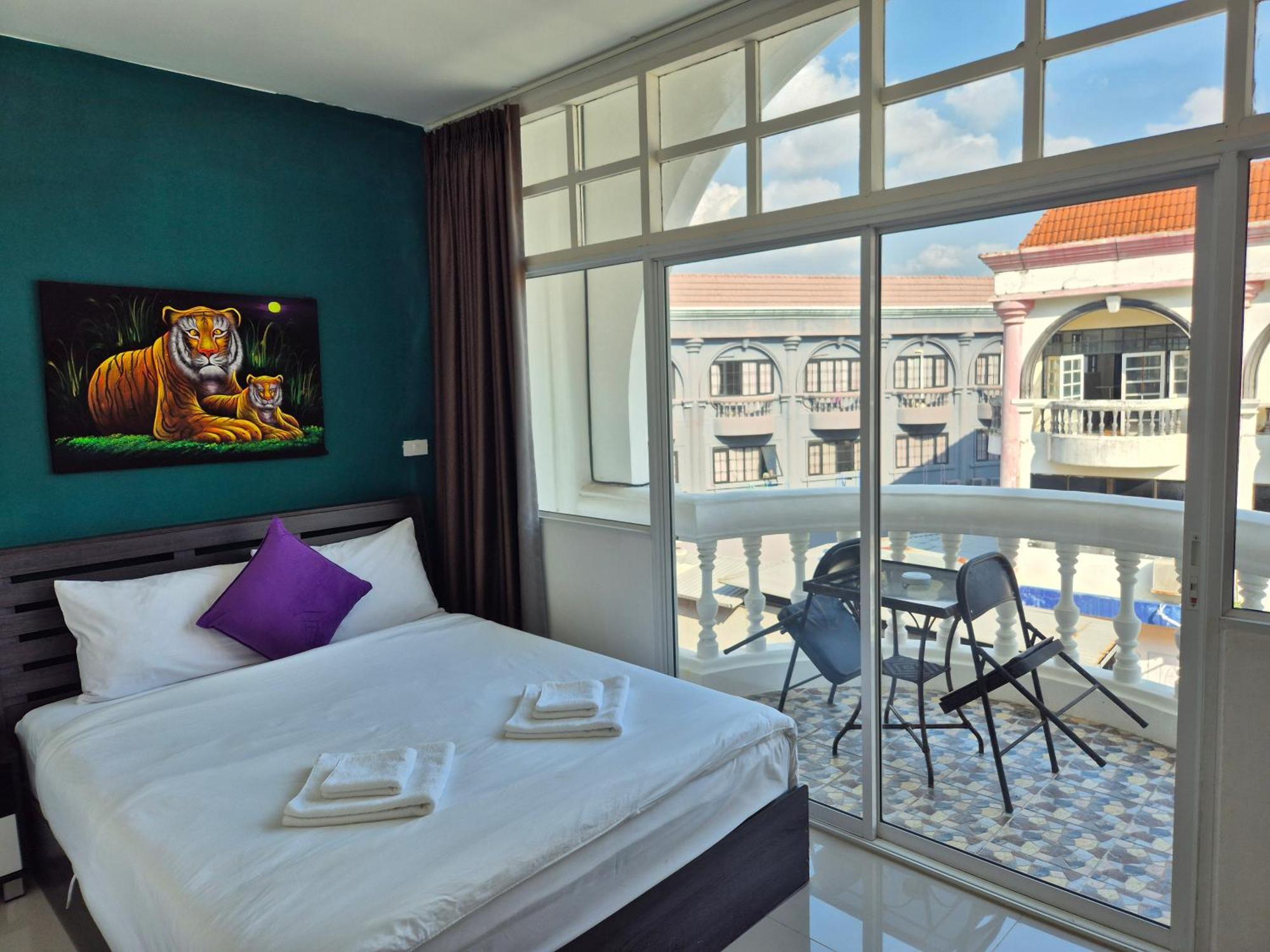 Dorothys Hotel Pattaya ภายนอก รูปภาพ